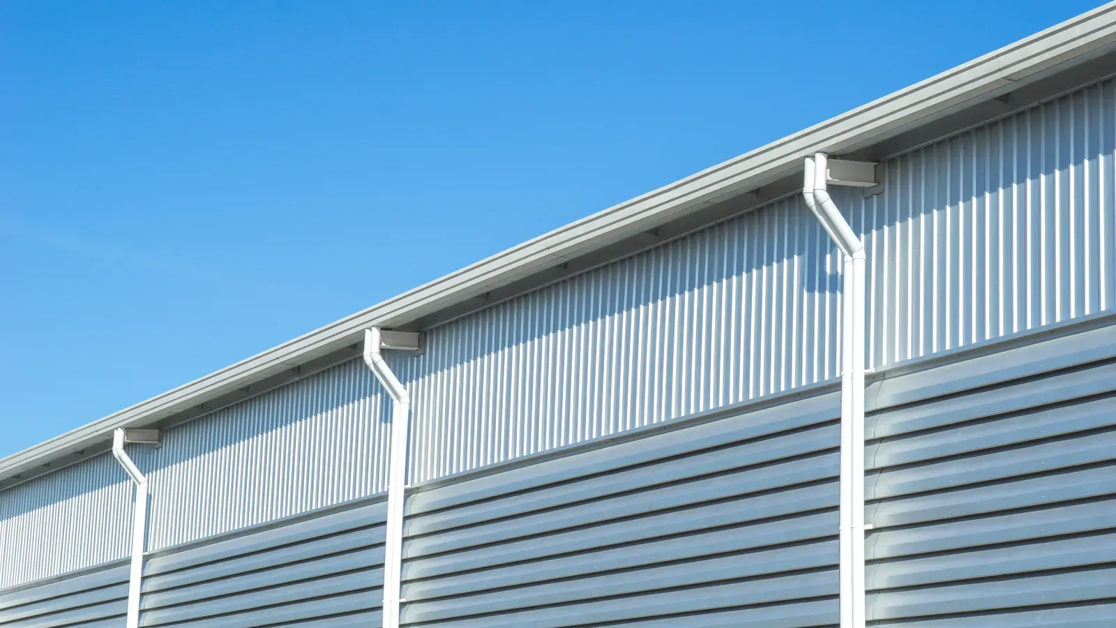 Image of a commercial aluminum gutter replacement and repair. | New Jersey Gutter